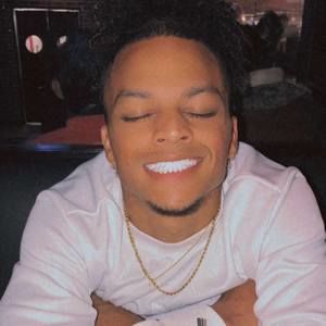 Meet your Posher, Deontae